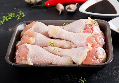 4 Simple Ways to Tell If Raw Chicken Has Gone Bad - El Pollo Norteño