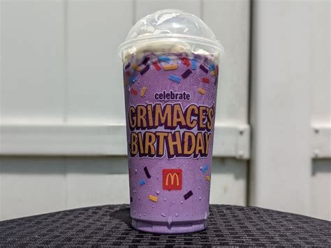 I drank a McDonald's purple Grimace Shake so you don’t have to - masslive.com