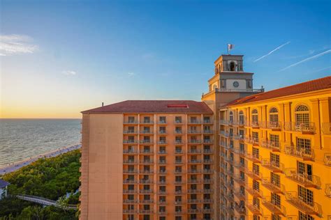 The Ritz Carlton Naples Resorts: Which One Should You Choose?