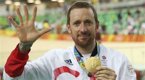 Rio 2016 Olympics: Bradley Wiggins leads Britain to pursuit gold in ...