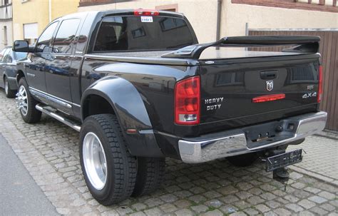 File:2006 - Dodge Ram 3500 - Mega Cab - Dually 4x4 - Laramie - RL.jpg - Wikimedia Commons