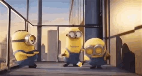 Minions Dancing GIF - Minions Dancing Dance - Descubrir y compartir GIFs