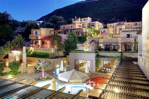 Book Tesoro Hotel in Lefkada | Hotels.com