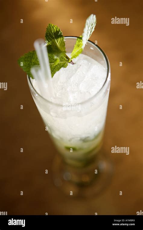 Mojito Cocktail on a bar Stock Photo - Alamy