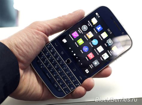 BlackBerry Classic in white arrives this month, blue and bronze in April | CrackBerry.com