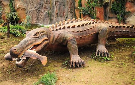 TIL Based on fossil evidence, the longest crocodile ever to live was a Sarcosuchus imperator ...