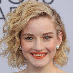 Julia Garner - Age, Family, Bio | Famous Birthdays