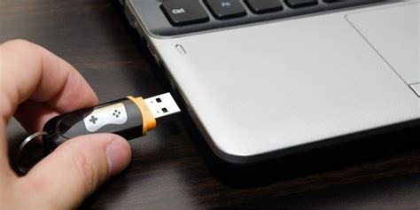 10 practical uses for a usb flash drive you didn t know about – Artofit