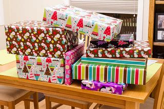 Wrapped Christmas gifts on the table | m01229 | Flickr