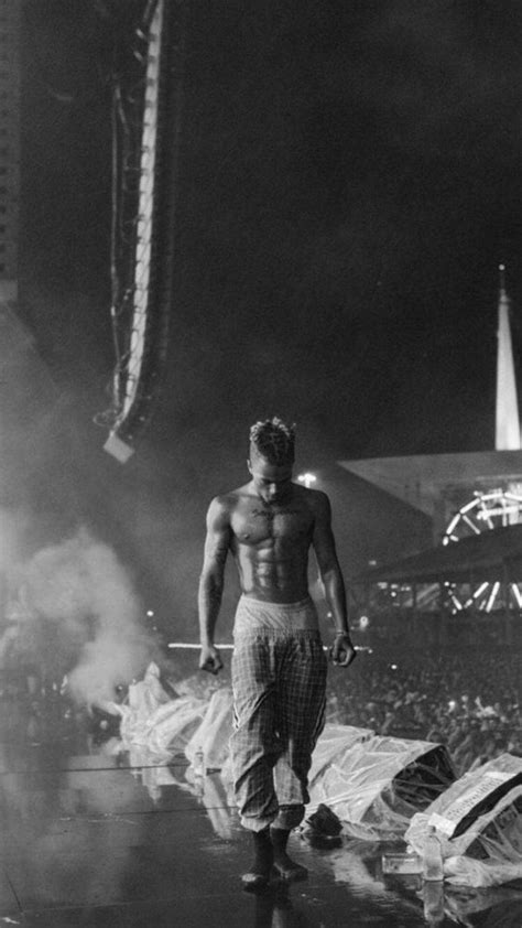 Download Xxxtentacion Aesthetic Live Concert Wallpaper | Wallpapers.com