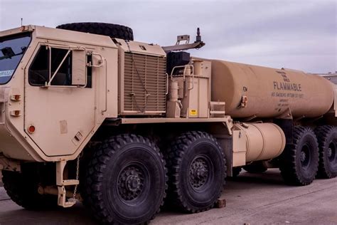 Powerful M978A4 Fueler Truck