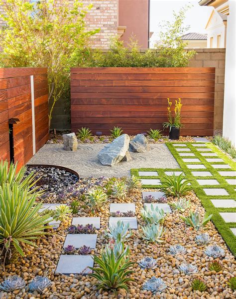 small garden ideas | Interior Design Ideas