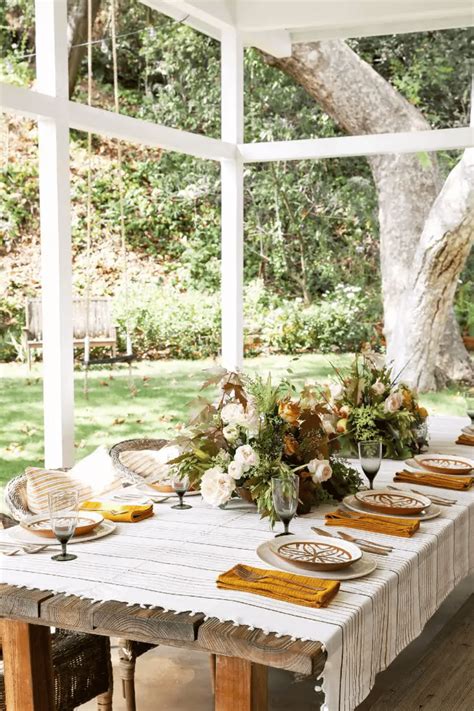 5 Fall Table Setting Tips for a Beautiful Dinner Party