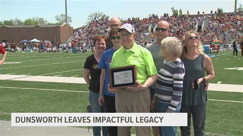 Davenport Central High School's Ira Dunsworth leaves a legacy | wqad.com