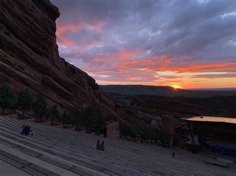 RED ROCKS DENVER SUNRISE & HIKING - Mile Marker Memories