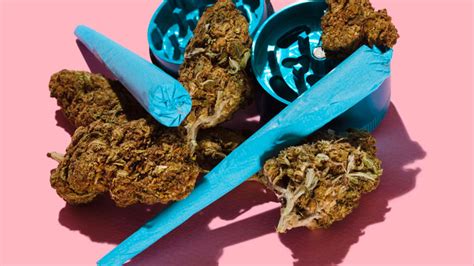 5 Amazing Weed Gifts to Give to Your Stoner Friends