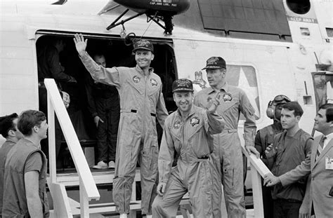 Great high-Res photo of the Apollo 13 crew after splashdown. : space