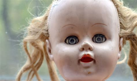 Creepy Doll | Copyright-free photo (by M. Vorel) | LibreShot