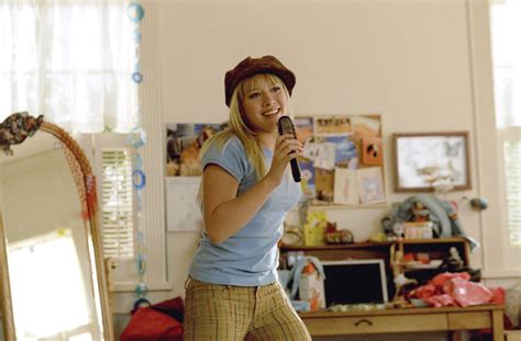 Hilary Duff Is Returning as Lizzie McGuire in Sequel Series | Us Weekly