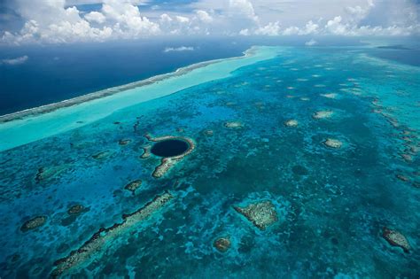 Guide to the Belize Barrier Reef – Belize Adventure