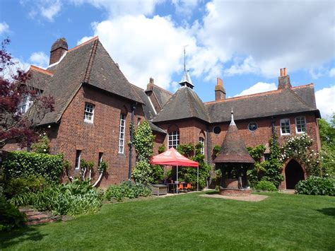 The Red House, Bexleyheath, SE London | Red House is a signi… | Flickr