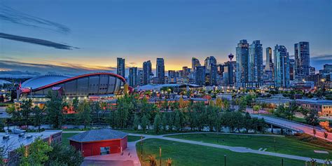 Calgary Sunset Photograph by Chm