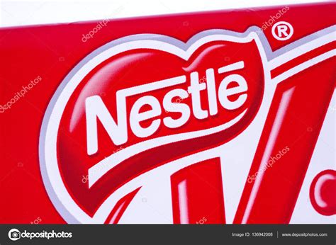 Logotipo da empresa Nestlé — Fotografia de Stock Editorial ...