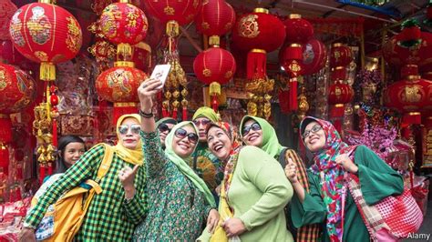 Chinese-Indonesians: The Identity In Between – Indonesia Expat