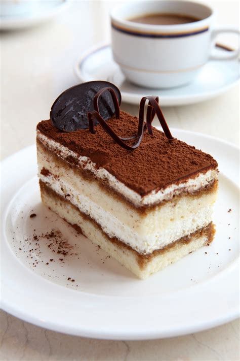 Tiramisu Cake - Snack Rules