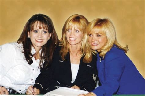 BARBARA MANDRELL & THE MANDRELL SISTERS