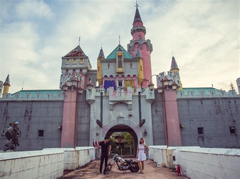 Celebrating Love Inside Japan's Abandoned Nara Dreamland | Culture