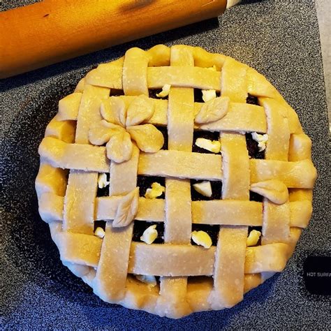 Black Raspberry Pie Recipe ⋆ Food Curation