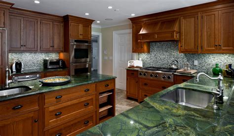 What Color Goes With Dark Green Countertops at Janice Persons blog