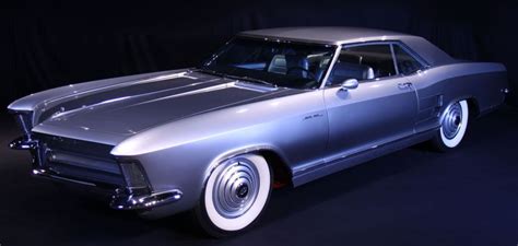 What's up ? 1963 Buick Riviera Silver Arrow ...