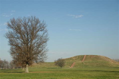 Cahokia Mounds State Historic Site | World heritage sites, Unesco world ...