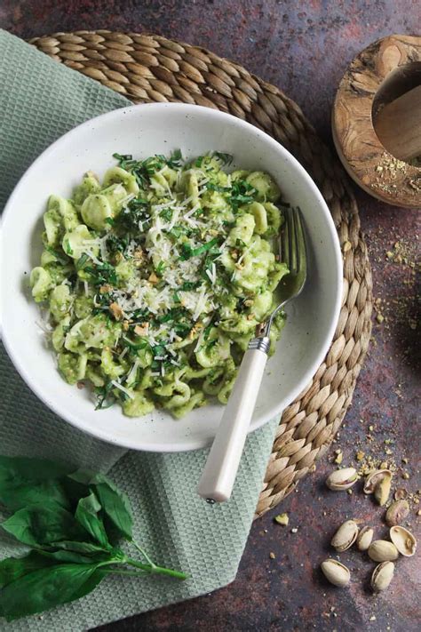 Pistachio Pesto Pasta - Carrie's Kitchen