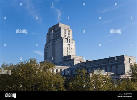 The senate house hi-res stock photography and images - Alamy