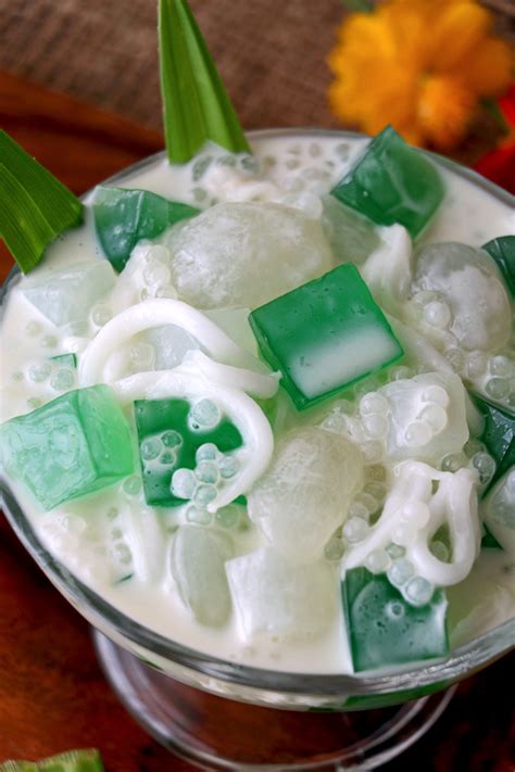 Buko Pandan Salad | Foxy Folksy