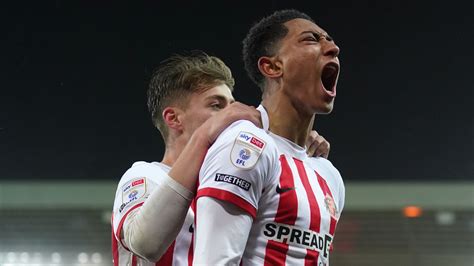 Sunderland 1-0 Leeds United: Jobe Bellingham steers Black Cats to victory | Football News | Sky ...