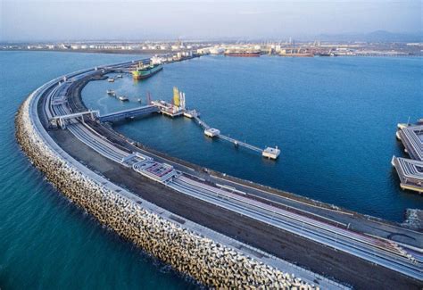 Oman plans new container terminal at Sohar Port - Arabian Business: Latest News on the Middle ...