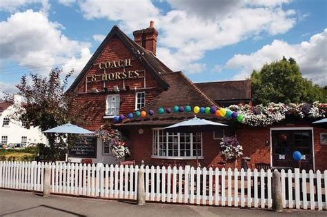 COACH & HORSES, Ickenham - Updated 2020 Restaurant Reviews, Photos & Phone Number - Tripadvisor