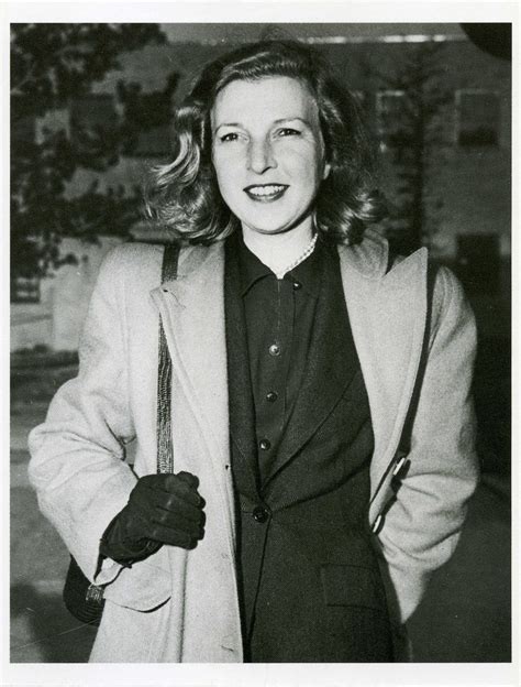 Martha Gellhorn 1935 | Martha gellhorn, Amazing women, People