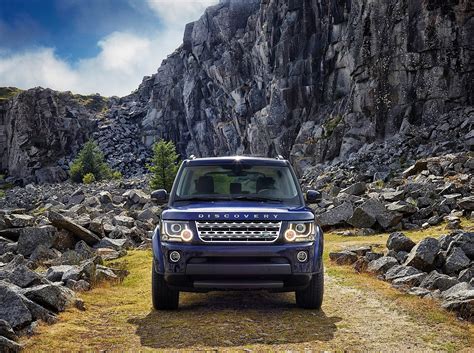 LAND ROVER Discovery - LR4 Specs & Photos - 2013, 2014, 2015, 2016, 2017, 2018, 2019, 2020, 2021 ...