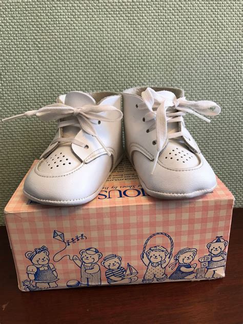 Vintage Baby Shoes, Buster Brown white leather baby shoes, Precious ...