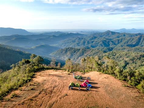 Camping Area on the Mountain Peak · Free Stock Photo