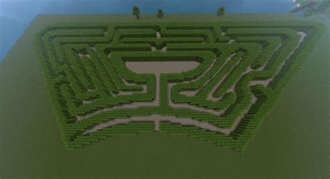 Maze at Hampton Court Minecraft Map