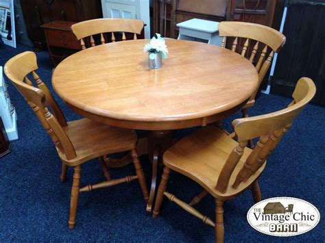SOLID PINE WOOD ROUND PEDESTAL DINING TABLE 4 CHAIRS SHABBY ANNIE SLOAN ...