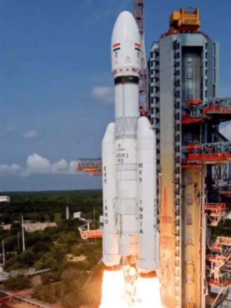 Chandrayaan-3 vs Chandrayaan-2: ISRO's lunar missions compared | Times ...