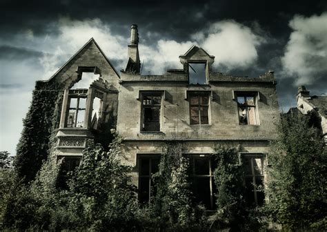 The 7 Spookiest Haunted Houses In America - MapQuest Travel