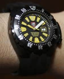 Luminox Deep Dive Automatic 1500 Series Watch Review | aBlogtoWatch